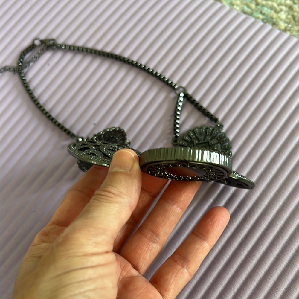 Elegant Silver Statement Necklace - Picture 10 of 10